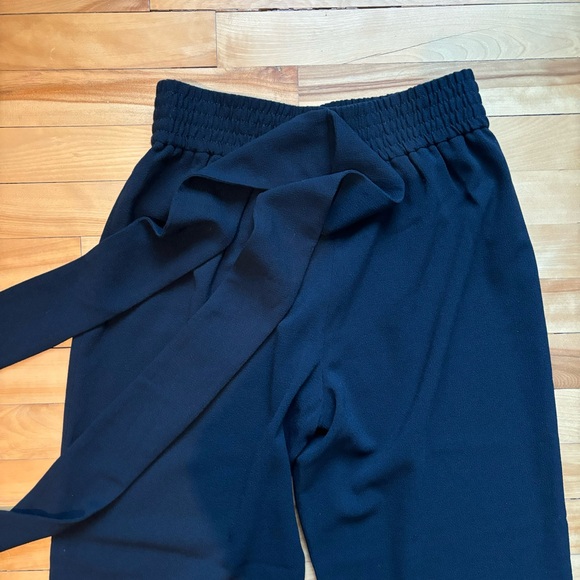 Club Monaco Dacey Pants in Eclipse (Navy) Size 4 - Picture 4 of 6